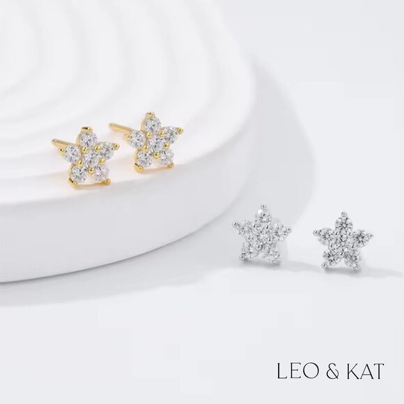 Zircon Star Flower Stud Earrings in Gold & Silver. 925 Sterling Silver. #1075 - Picture 2 of 5
